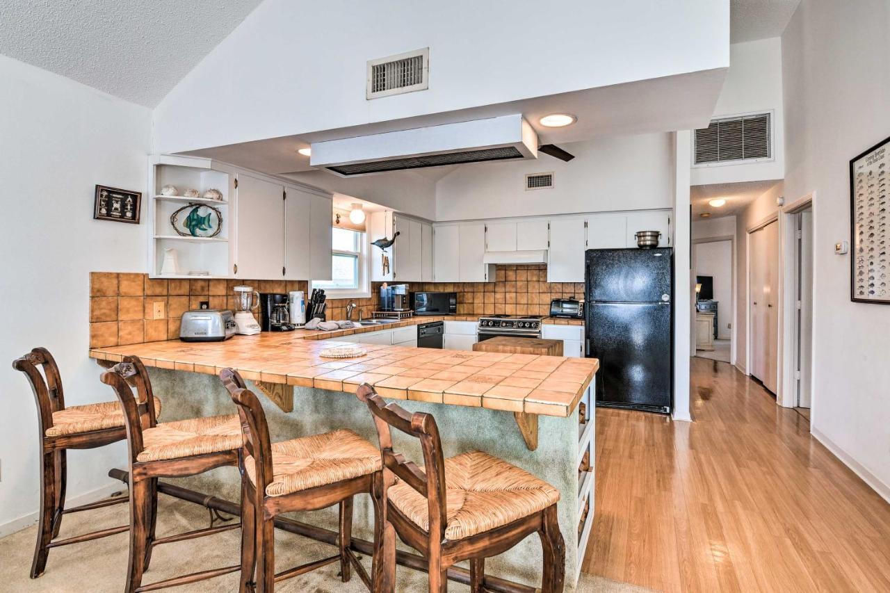 Sea Isle Galveston Getaway Less Than 1 Mile To Beach! Eksteriør billede